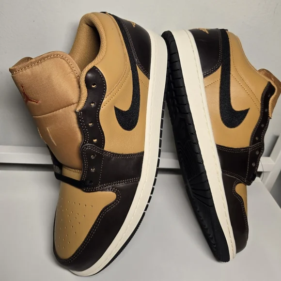 Nike Air Jordan 1 Low Mens Brown New Sneakers NIB Retro Shoes Men main image 2